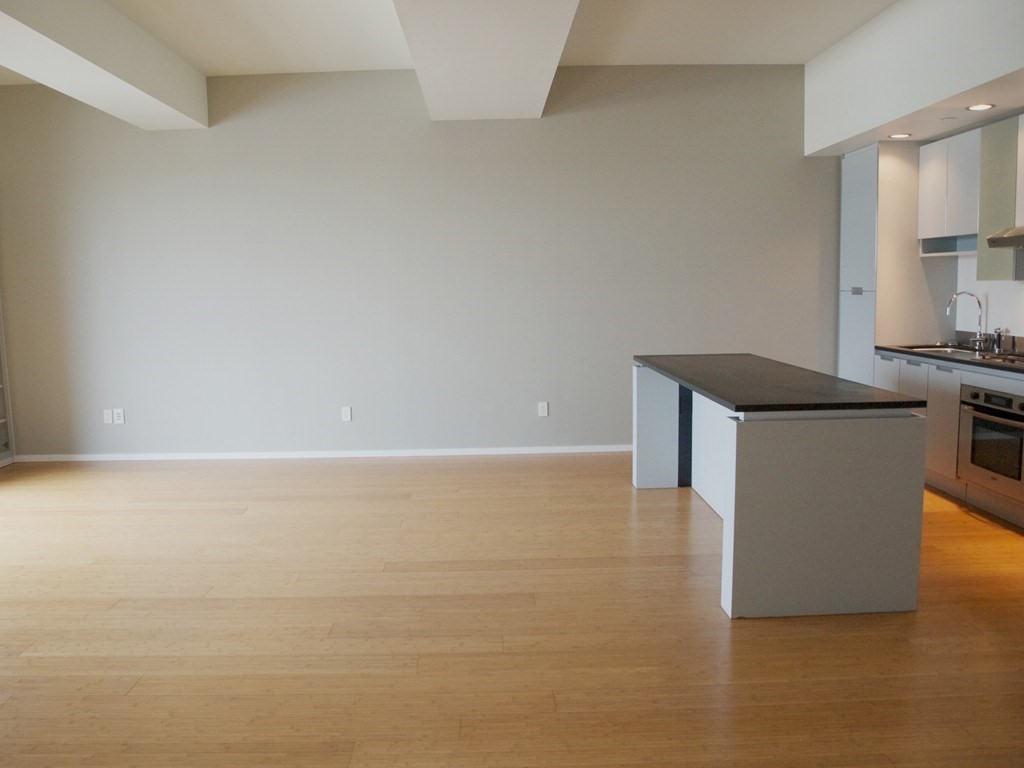 141 Dorchester Ave # 612