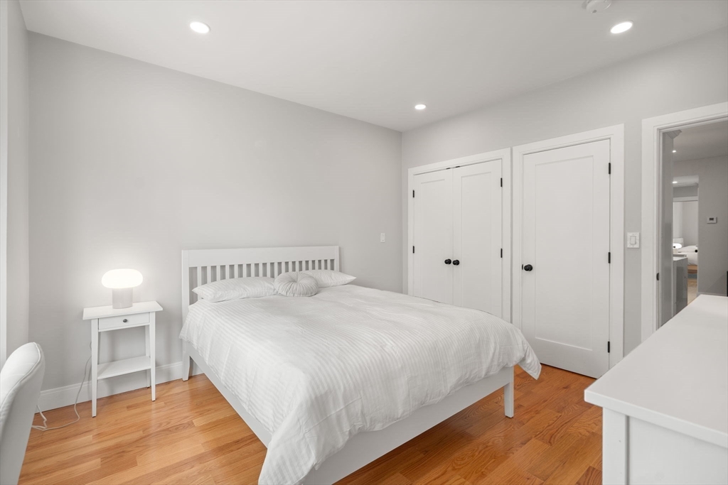 174 W 7th St. # 2