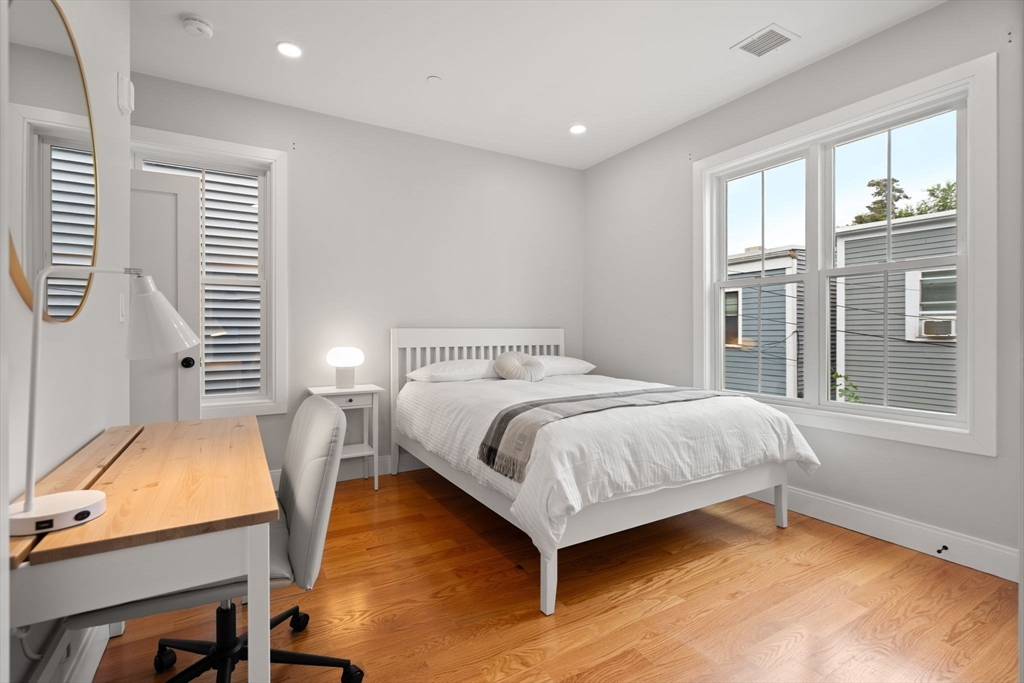174 W 7th St. # 2