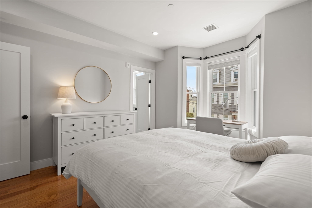 174 W 7th St. # 2
