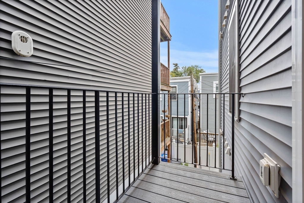 174 W 7th St. # 2