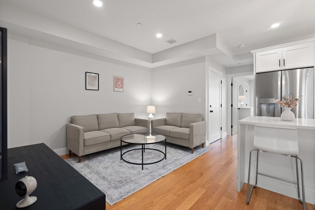 174 W 7th St. # 2