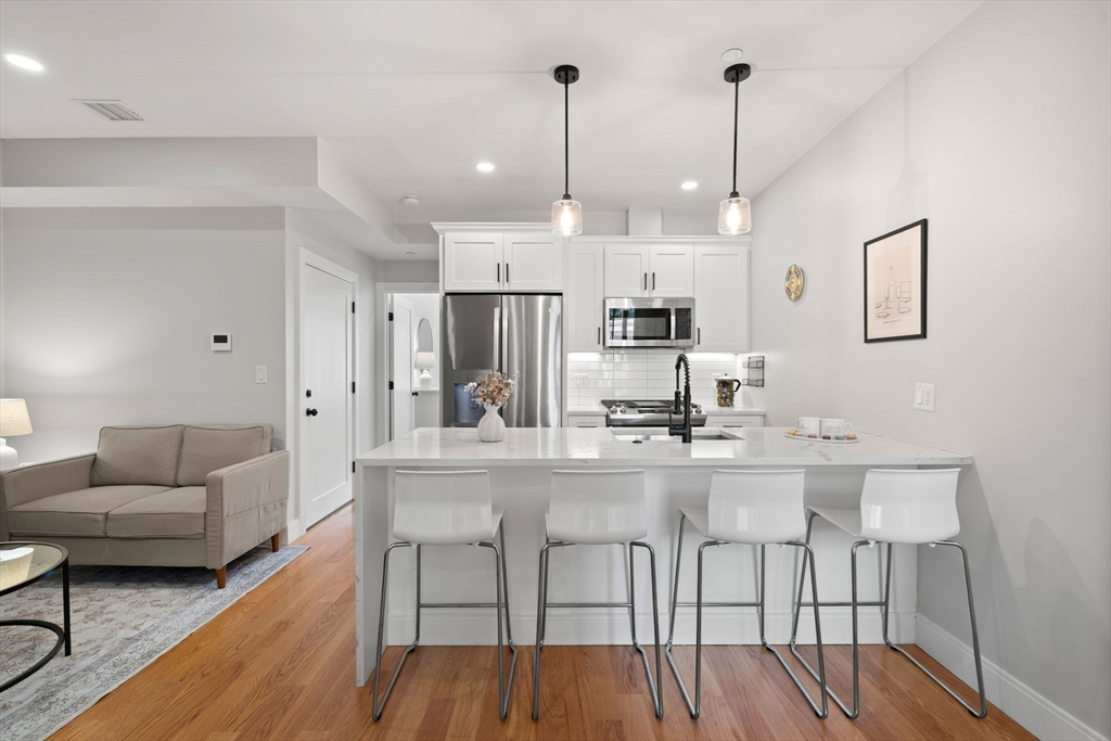 174 W 7th St. # 2