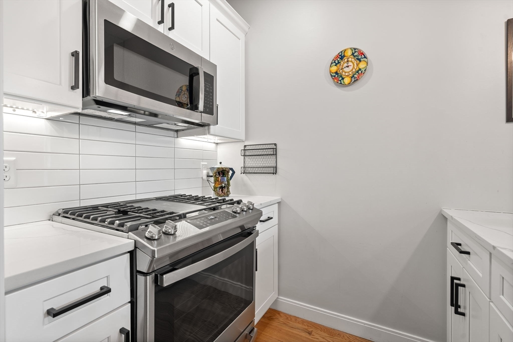 174 W 7th St. # 2