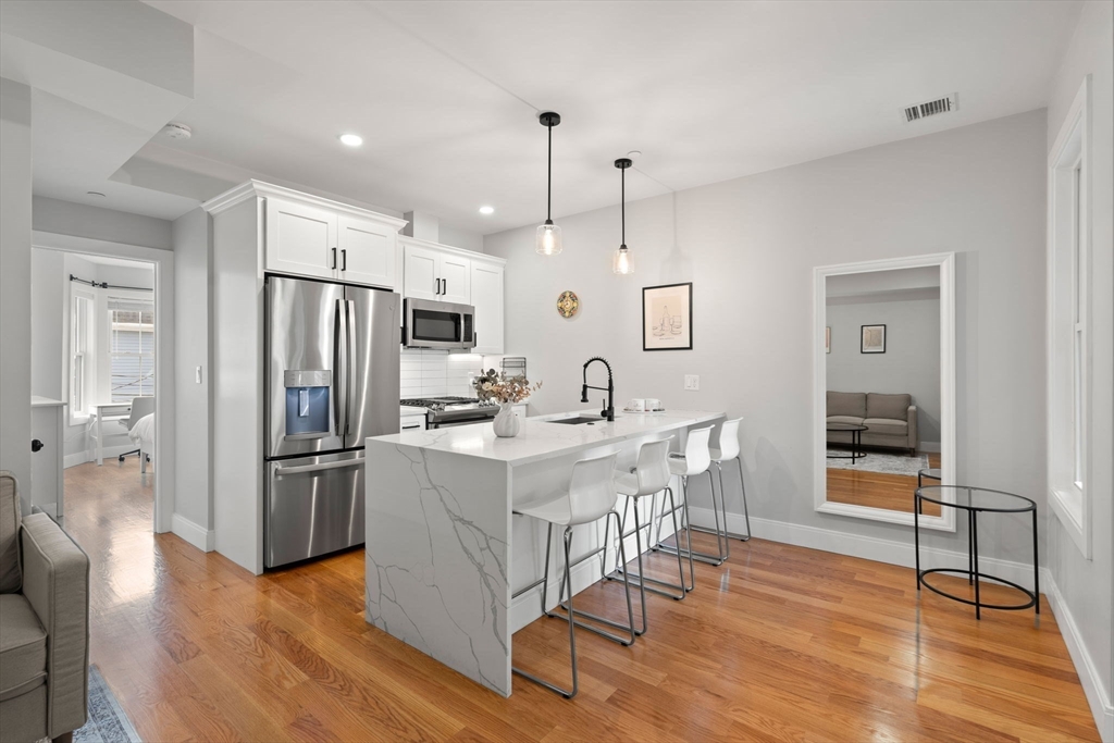 174 W 7th St. # 2