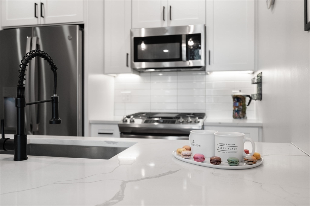 174 W 7th St. # 2