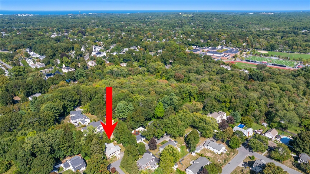 22 Linscott Rd