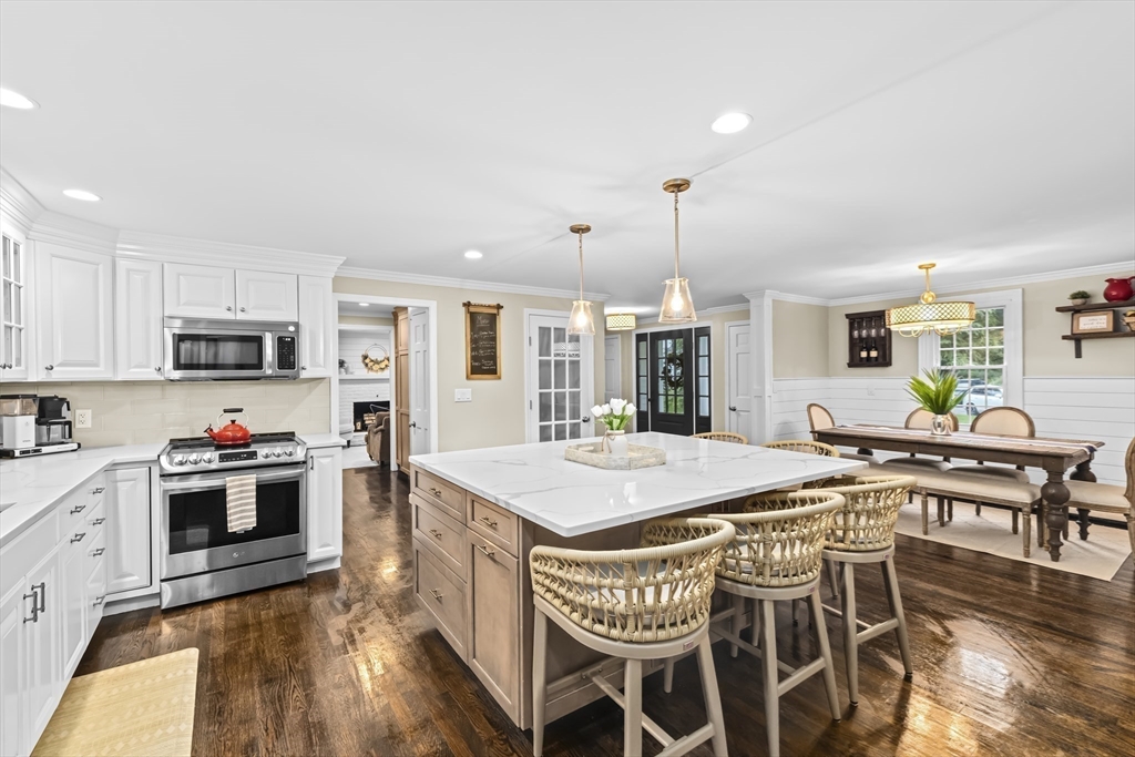 11 Golfview Dr