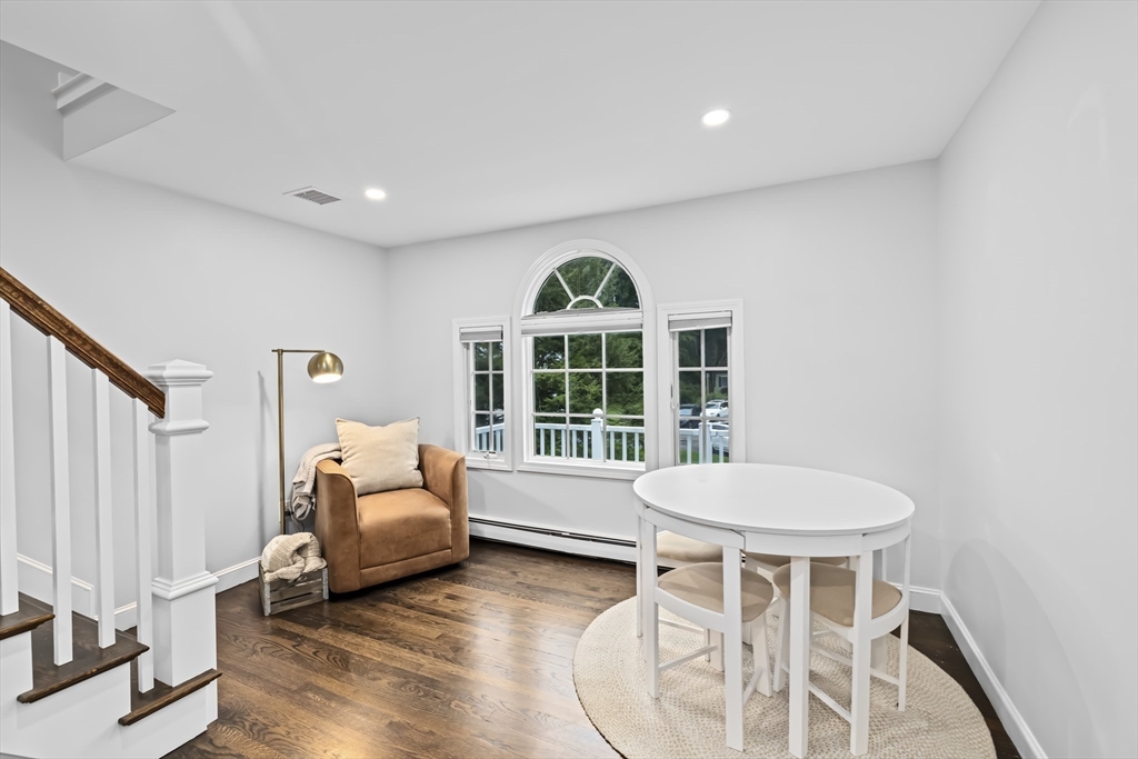 11 Golfview Dr