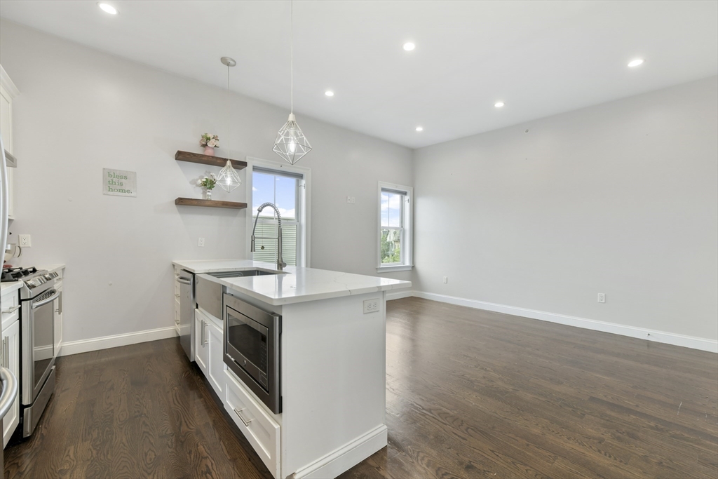 189 Trenton St. # 6