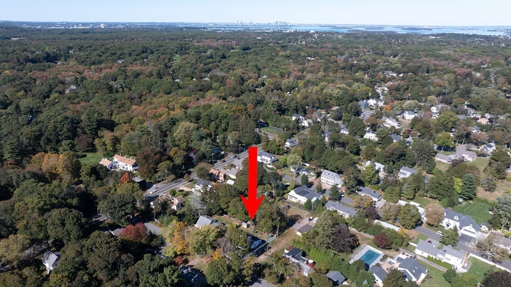 12 Merrymount Rd, Hingham