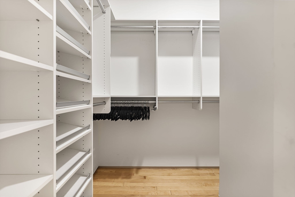 618 East 2nd St # 2, Boston Unit: 2