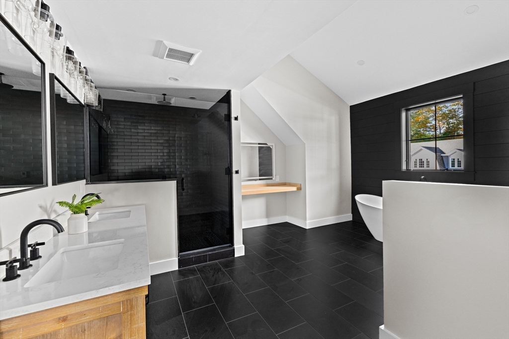 10 Hawthorn, Duxbury