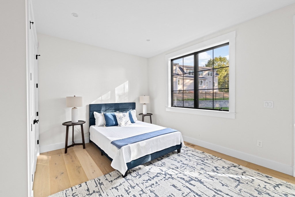 10 Hawthorn, Duxbury