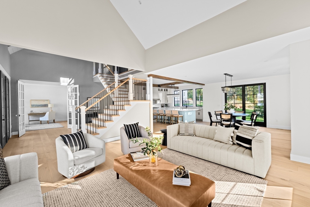 10 Hawthorn, Duxbury