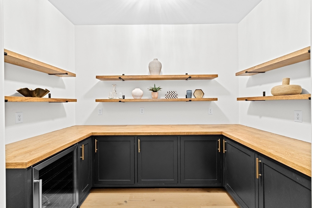 10 Hawthorn, Duxbury