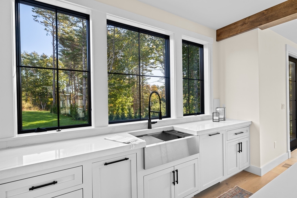 10 Hawthorn, Duxbury