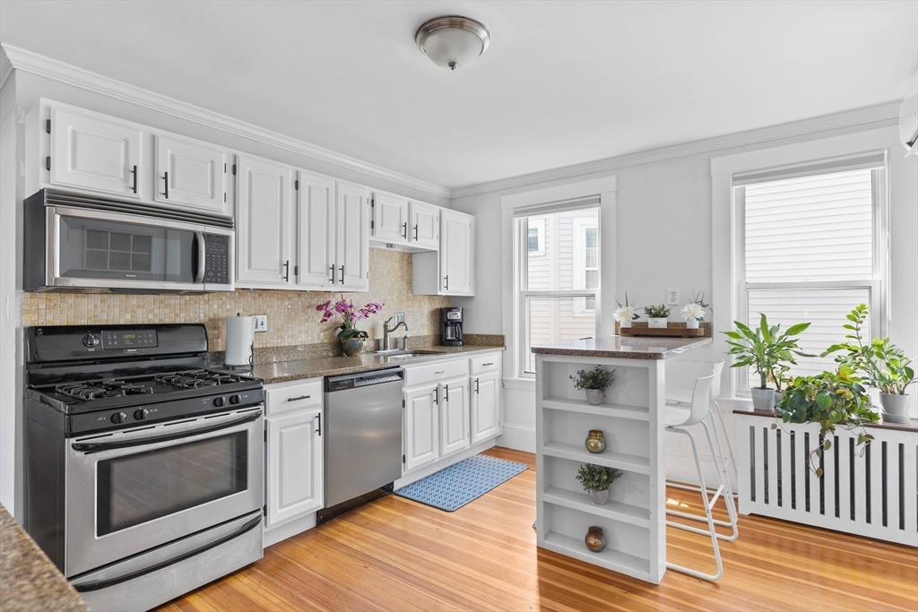 108 King St # 3, Boston Unit: 3