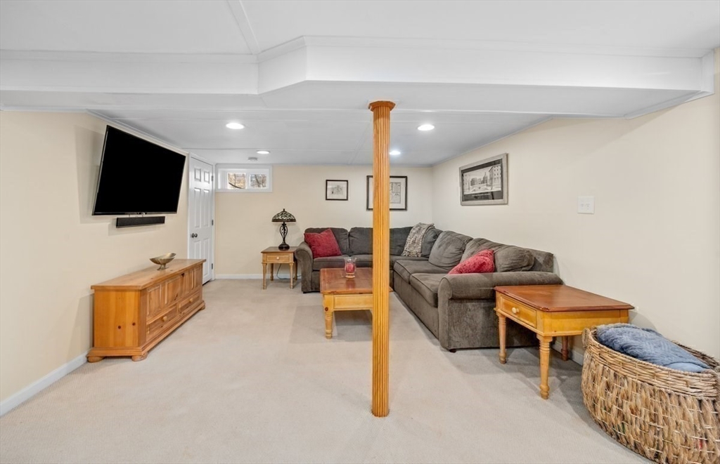 10 Colby Road
