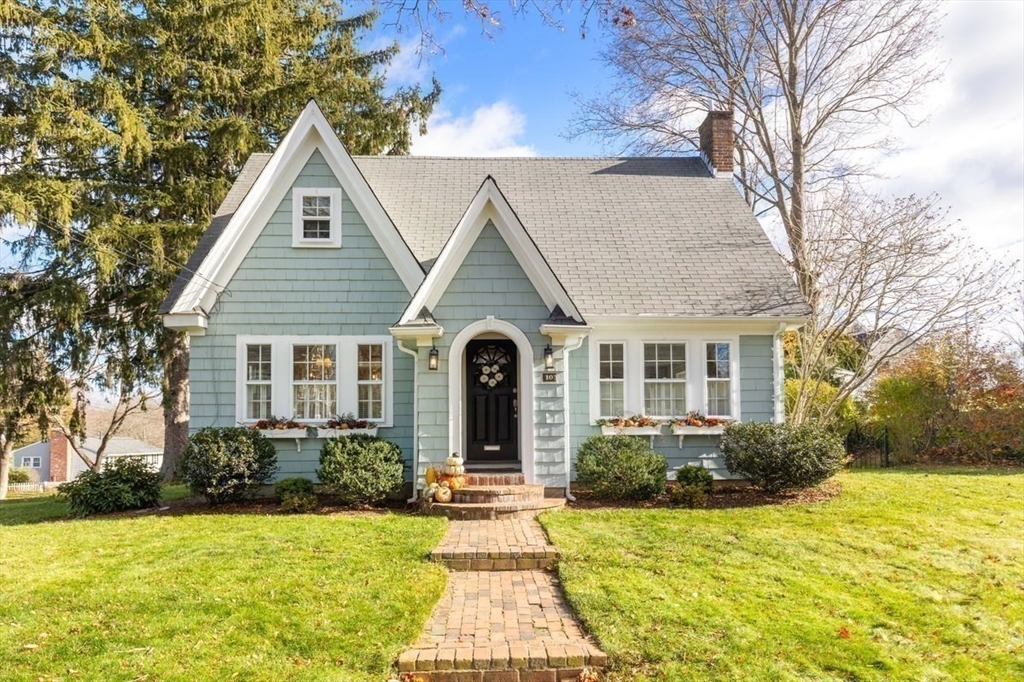 10 Colby Road