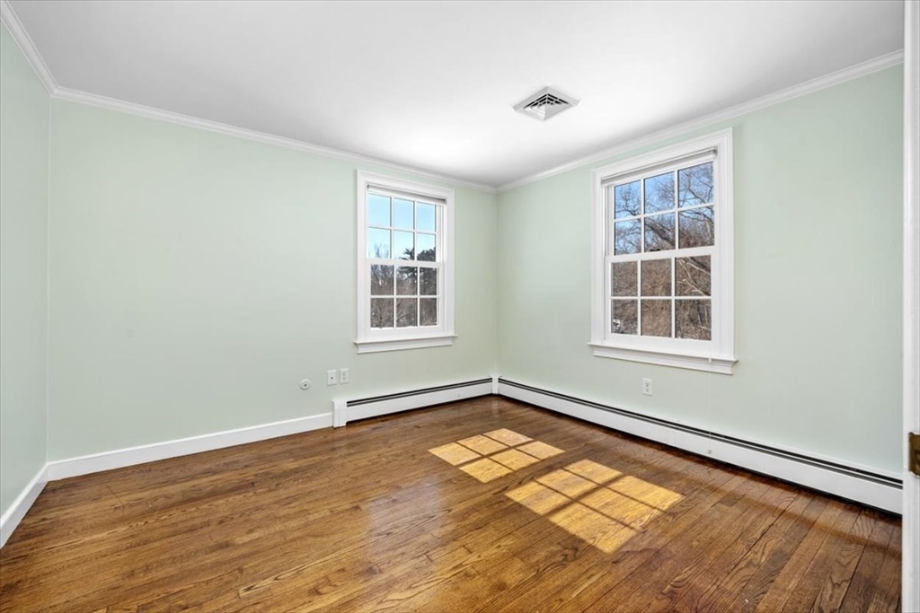 11 Berkley Cir