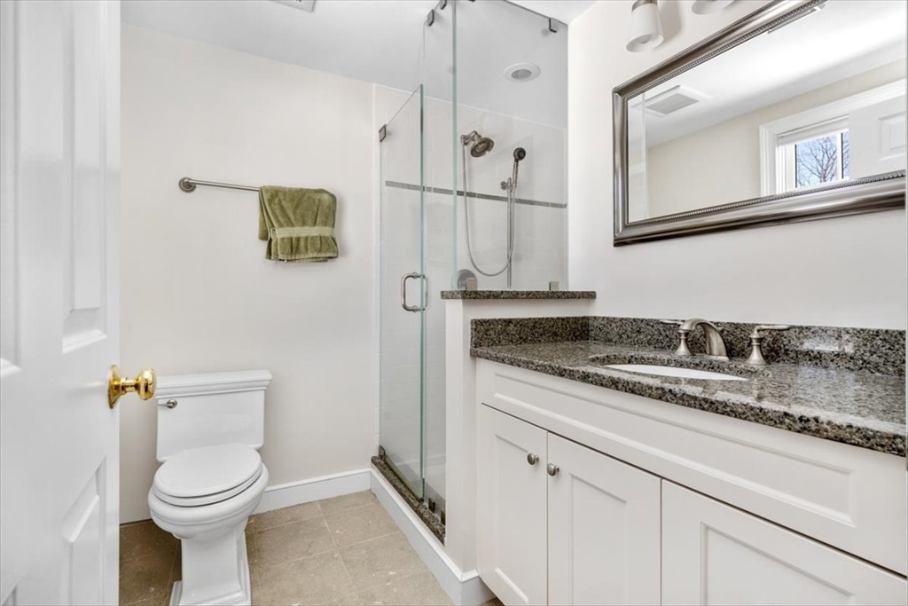 11 Berkley Cir