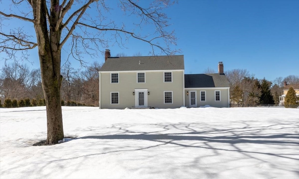 11 Berkley Cir