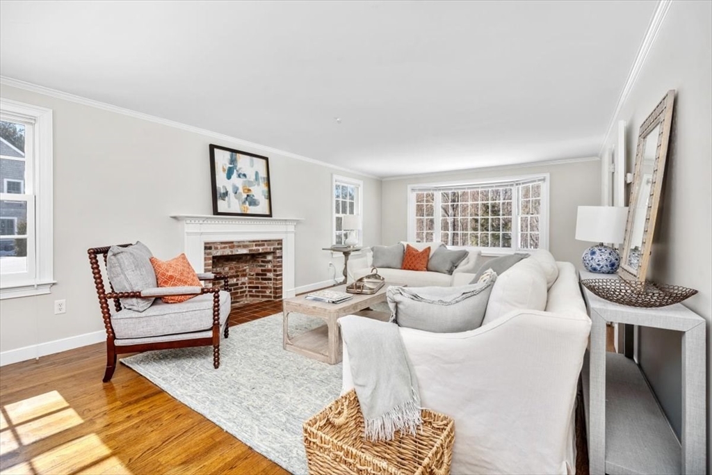 11 Berkley Cir