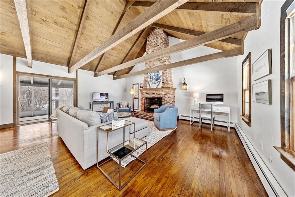 11 Berkley Cir