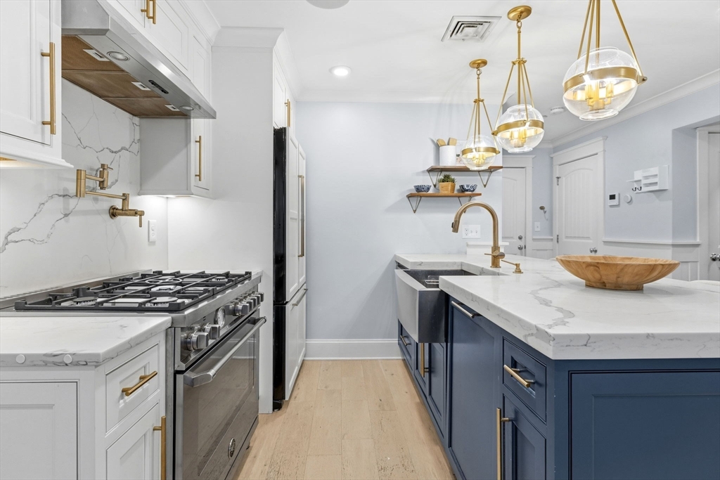 150-156 Athens St # 2