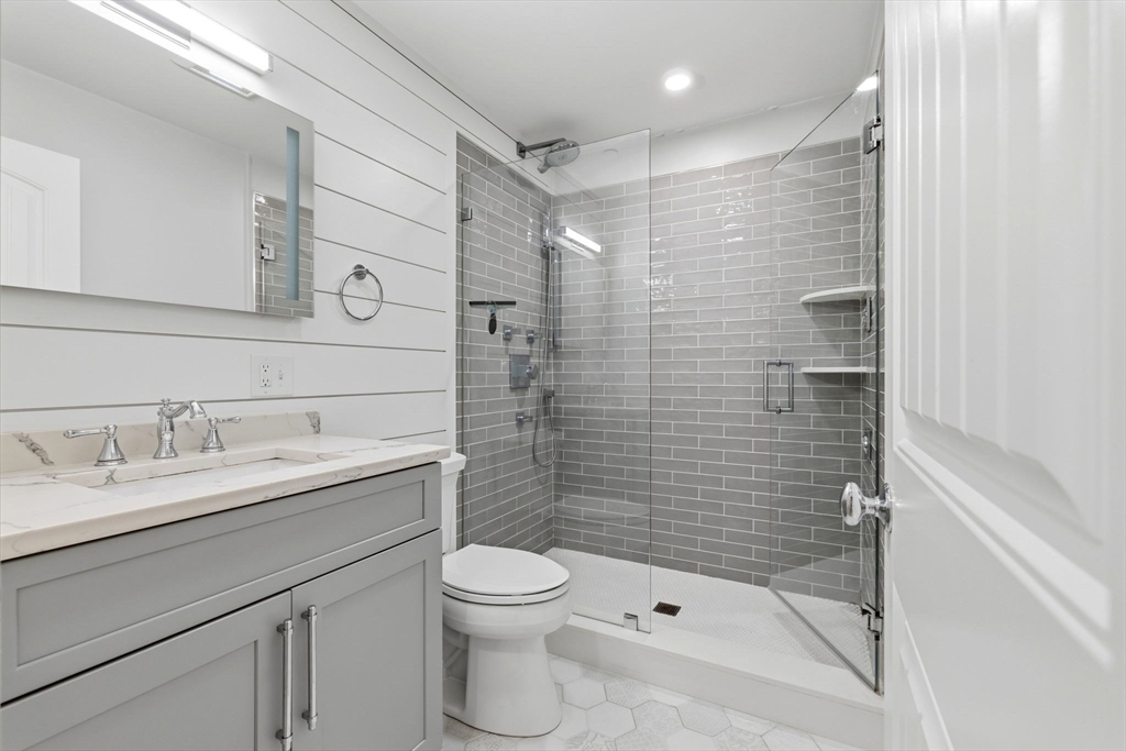 150-156 Athens St # 2