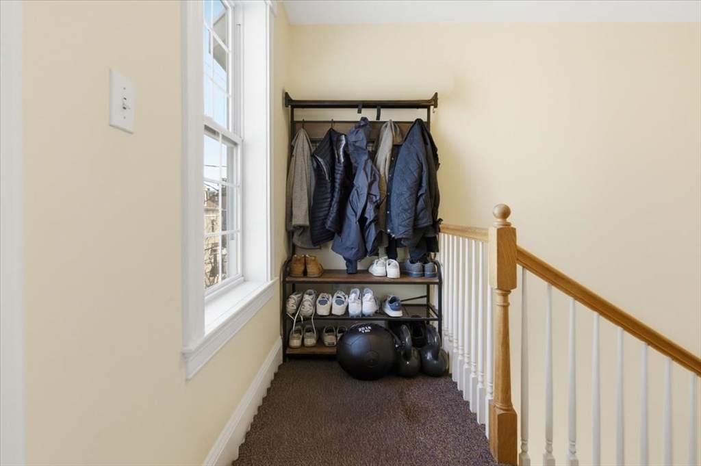 77 Baxter St # 3
