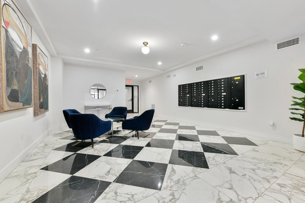 420 W Broadway # 604