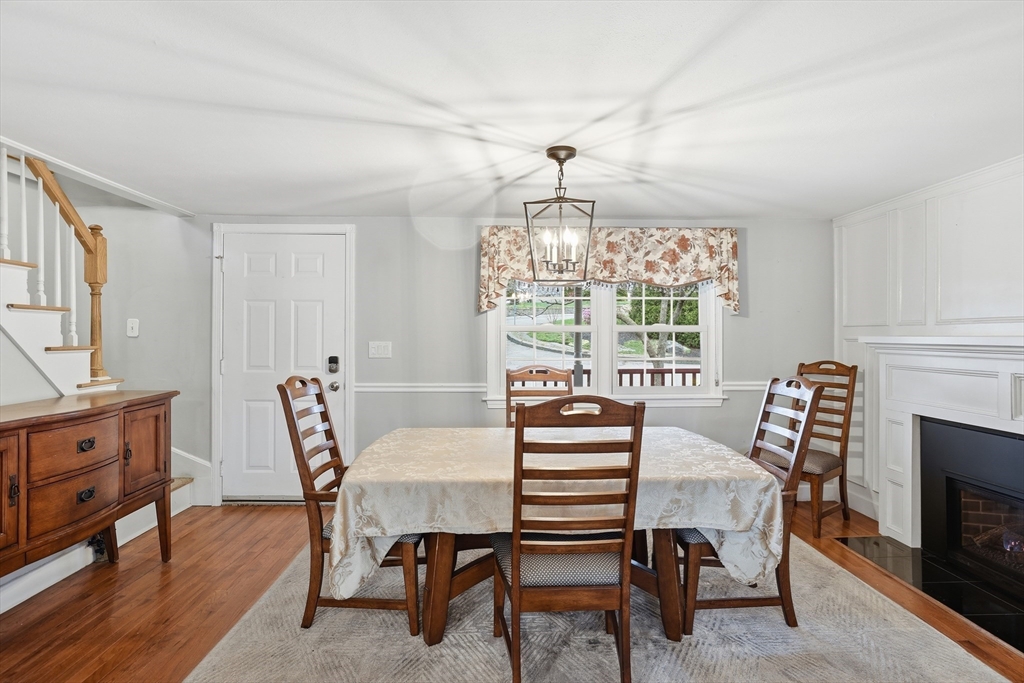33 Julia Rd
