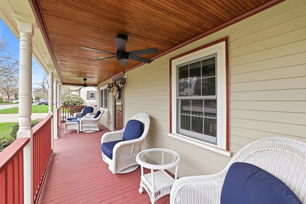 33 Julia Rd
