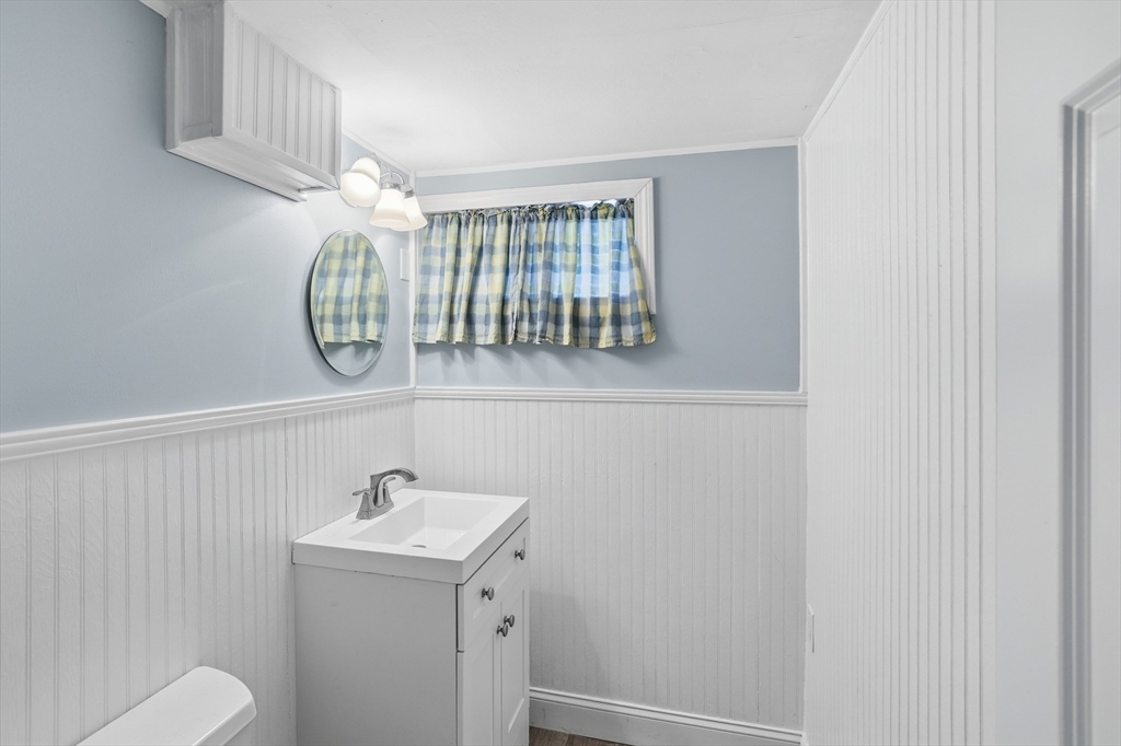 33 Julia Rd