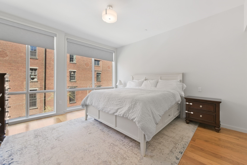 531-533 E 2nd St # 201