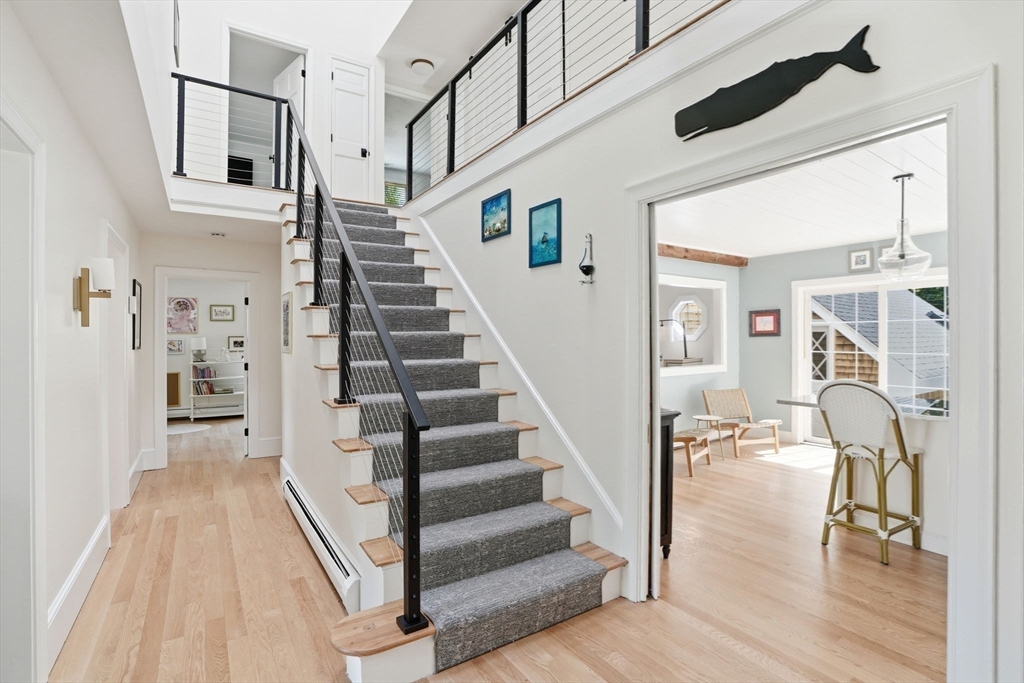 11 Winding Way
