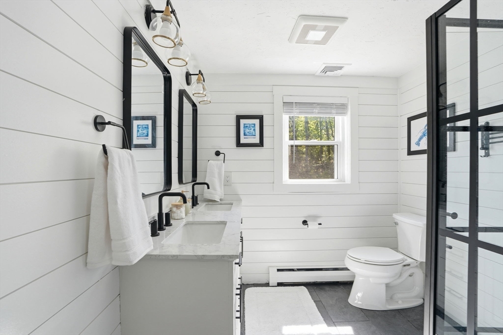11 Winding Way