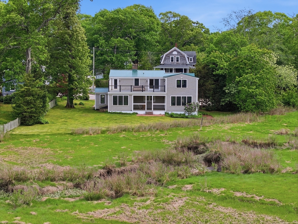 300 Gannett Rd