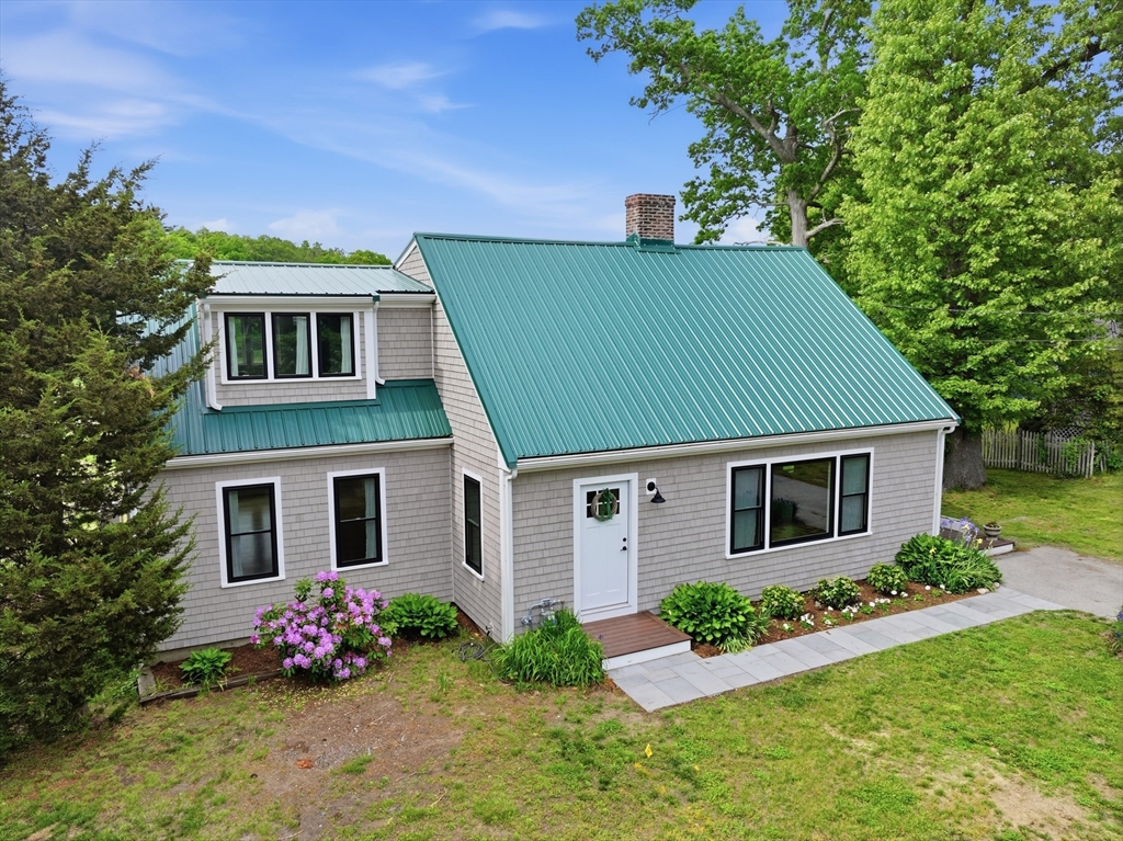 300 Gannett Rd