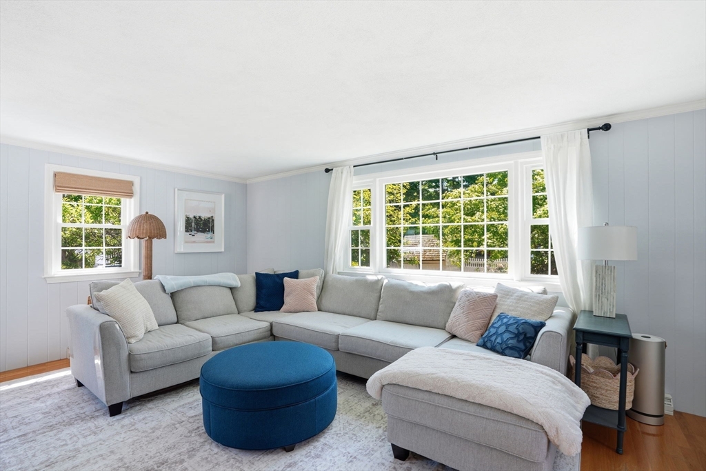 13 Alden Rd