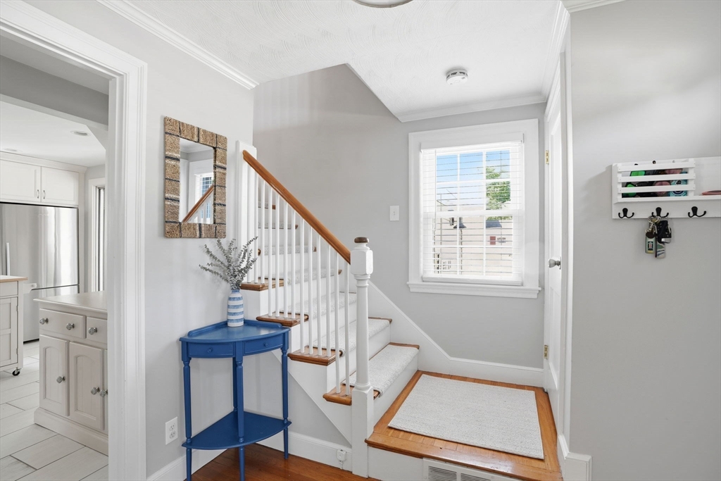 13 Alden Rd