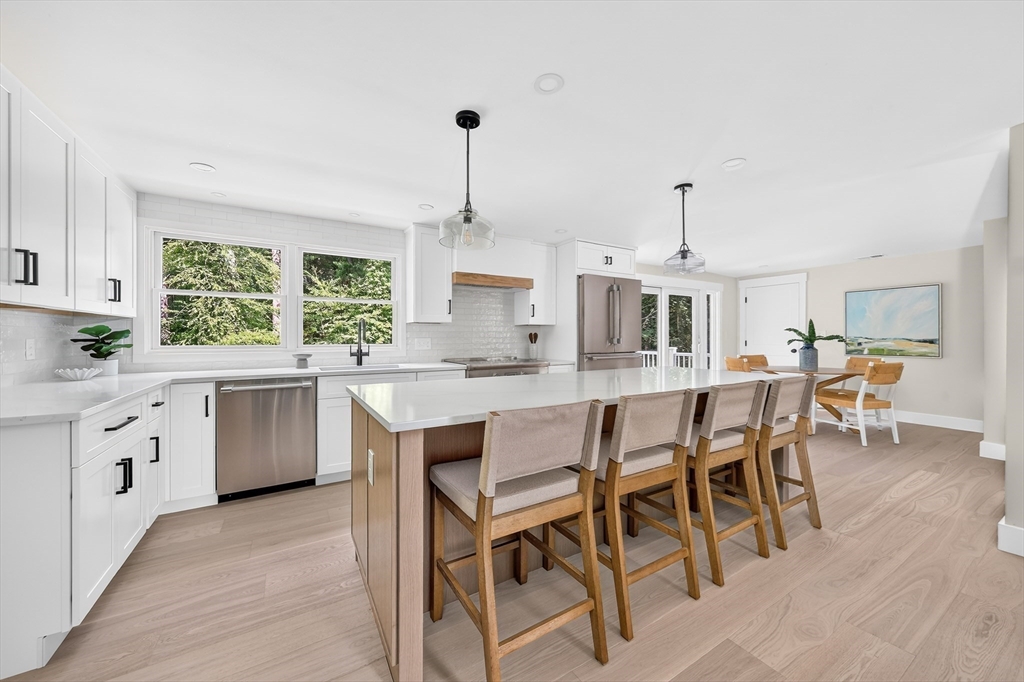 15 Pioneer Rd