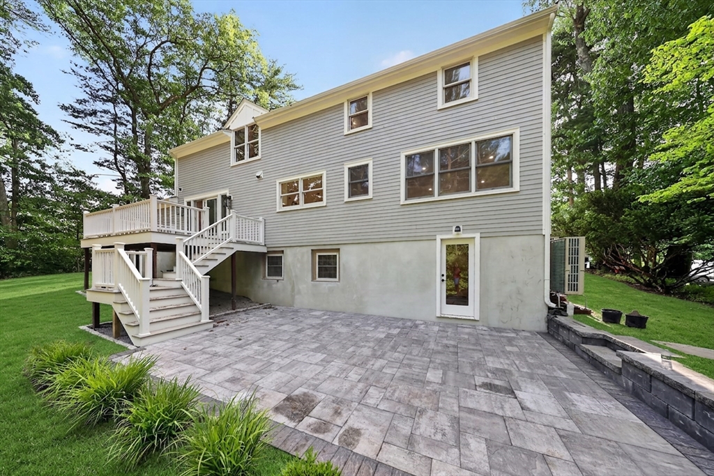 15 Pioneer Rd