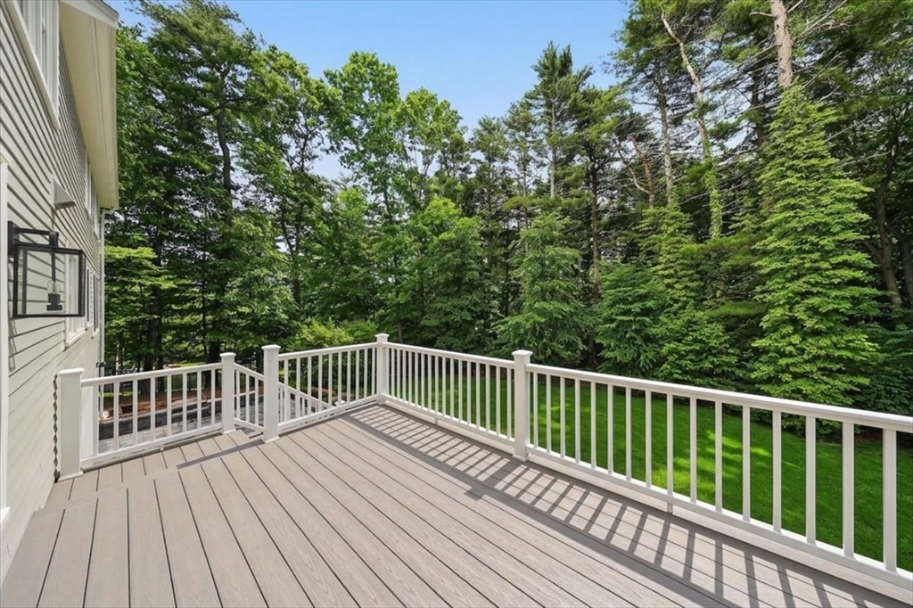15 Pioneer Rd