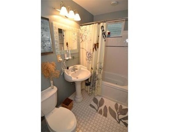 17 Pond St. # 3