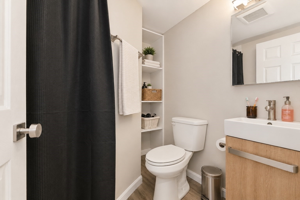 28-30 Cooper St # 1