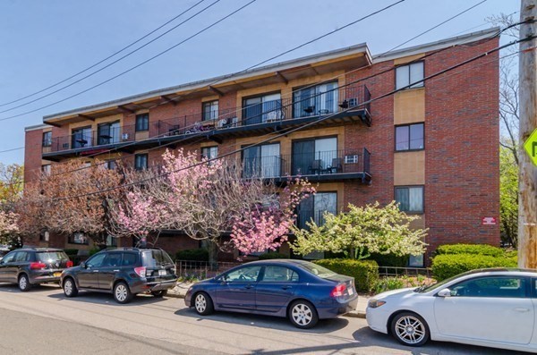400 Savin Hill Ave. # 9