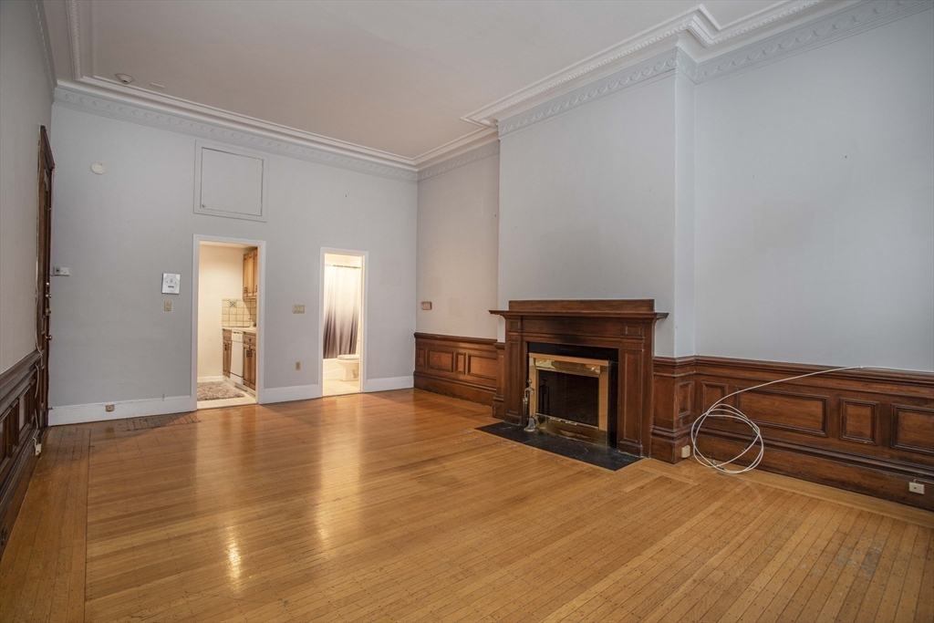 123 Marlborough St # 1B
